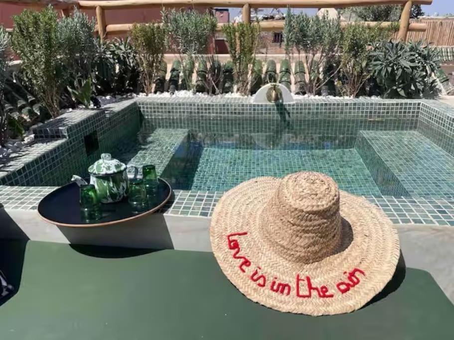 Riad Ptit Kech, Bassin Terrasse - Petits Dejeuners Marrakesh Luaran gambar